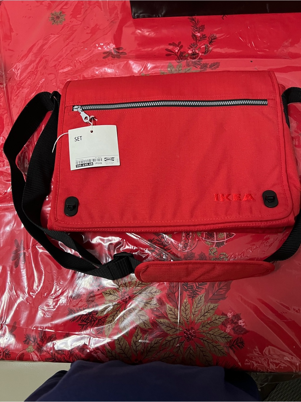 Vintage Ikea 1999 Messenger Bag Red Shoulder Bag Laptop Travel/Work - Picture 11 of 15